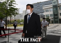  '가세연' 강용석·김세의 구속영장 기각…김용호 이어