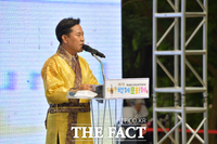  제67회 백제문화제 개막...'열린 문화 강한 백제' 펼쳐(영상)