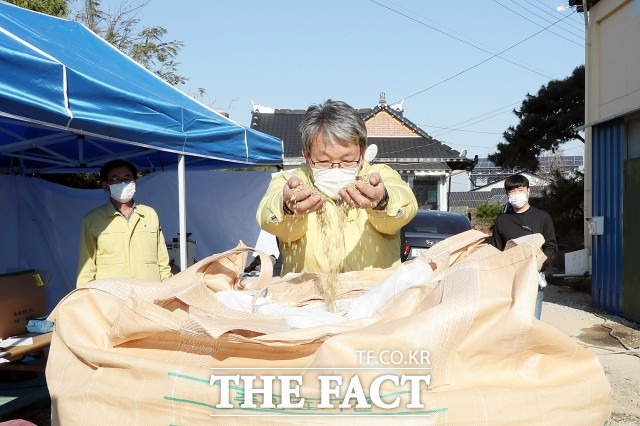 정읍시 관계자는 “공공비축미 매입이 차질 없이 추진될 수 있도록 최선을 다 하겠다”며 “올해는 병충해 등으로 인해 농가의 어려움이 큰 만큼 좋은 등급으로 매입해 농가의 시름을 덜 수 있도록 노력하겠다”고 밝혔다. / 정읍시 제공