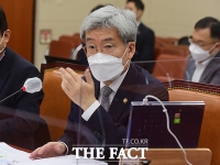 고승범 '주식 양도세 문제 기재부와 협의할 것'