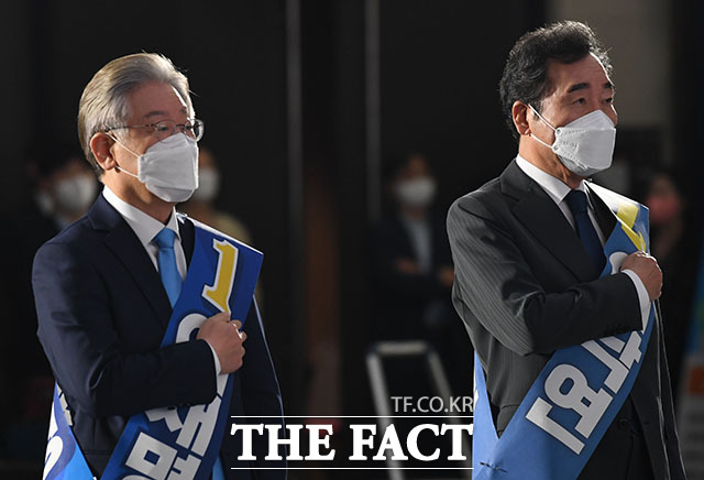 더불어민주당 경기도 대선 경선은 선두를 달리는 이재명 경기도지사와 반전이 필요한 이낙연 전 대표의 경쟁이 이어졌다. /남윤호 기자