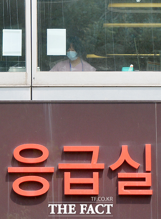 국회 보건복지위원회 소속 더불어민주당 신현영 의원이 한국의료분쟁조정중재원으로부터 제출받은 자료에 따르면 지난해 의료분쟁 평균 처리 기간은 122.7일로 집계됐다. /더팩트 DB