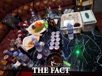  '방역지침 그게 뭔데'...심야 틈타 술판 벌인 유흥주점 업주·손님 17명 무더기 적발