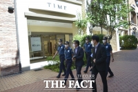  시흥경찰서장, 도시정보통합센터 방문 CCTV모니터링 요원 표창장 전달