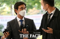  '한동훈 명예훼손' 유시민 '개인 아닌 검찰 상대 발언'