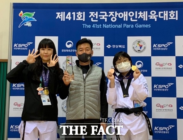 충남도청 태권도팀이 전국장애인체육대회에서 메달 3개를 획득했다. / 충남도청 제공