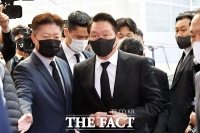 [속보] 최태원 회장, 노태우 전 대통령 조문…'마음 아파'