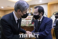  토론회 마치고 일제히 노태우 빈소 찾은 국민의힘 대선 후보들 [TF사진관]