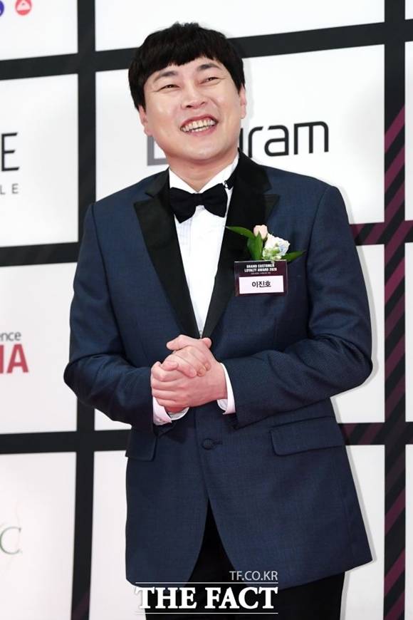 개그맨 이진호가 JTBC 예능 프로그램 아는 형님 고정 멤버로 합류한다. /더팩트 DB