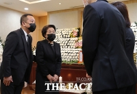  전두환 부인 이순자, 노태우 빈소 방문