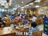  '얼마만의 일상 복귀인지 몰라요'...대전·천안 식당가 활기