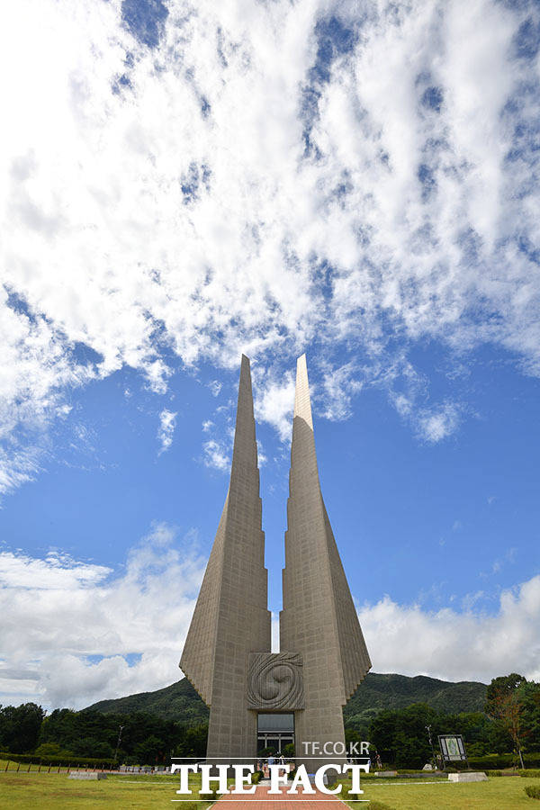 경부고속도로 목천IC 명칭을 ‘독립기념관(목천) IC로 변경하는 안이 추진되고 있다. 사진은 독립기념관 모습 / 더팩트DB