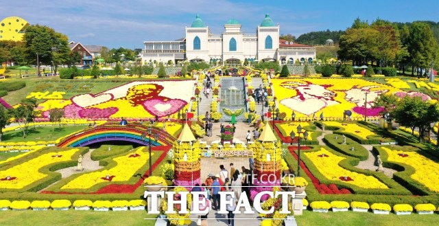 임실치즈테마파크와 치즈마을 등 입구에 설치된 무인계측기 등 집계 결과 10월 초부터 지난 7일까지 이곳을 찾은 방문객 수는 52만여 명에 달하는 것으로 나타났다. /임실군 제공