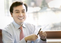  변화 예고한 구광모…'칠순' 차석용 LG생건 부회장, 자리 지킬까