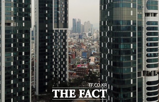올해 전국 오피스텔 매매 건수는 지난 10일까지 5만1402건으로 집계됐다. /더팩트 DB