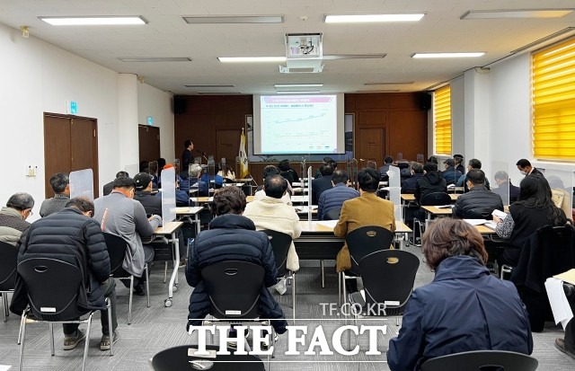 정읍시 관계자는 “2020년은 건전한 재정 운영으로 탄탄한 재정 기반을 다지는 해였다”며 “앞으로도 예산회계제도를 투명하고 효율적으로 운영해 복지와 농업, 산업 등 중요 분야에서 지속적인 발전과 성장이 이루어질 수 있도록 뒷받침하겠다”라고 밝혔다. / 정읍시 제공
