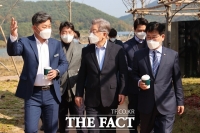  백두현 군수, 이재명 대통령 후보 만나 현안사업 건의