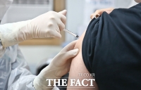  외국인 백신접종률 70% 돌파…국민 접종률에 근접