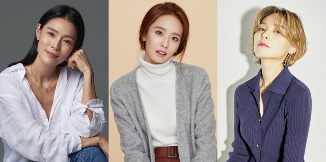 가희, 박정아, 선예가 12월 10일 첫 방송되는 tvN 새 예능프로그램 엄마는 아이돌에 출연한다.