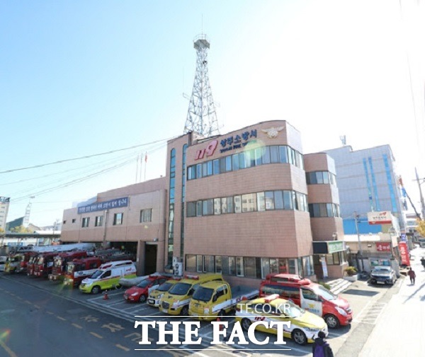 구미와 상주, 경산에서 크고 작은 화재가 잇따라 1명이 숨지고 1명이 다쳤다. 상주소방서 전경. /상주=황진영 기자