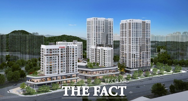 HDC현대산업개발이 26일 대전 도안신도시에 공급하는 ‘대전 도안 센트럴 아이파크’ 모델하우스를 개관하고 본격적인 분양에 나선다. / HDC현대산업개발 제공