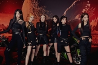  '컴백 D-1' 에버글로우, 걸크러시 해적의 야심찬 항해