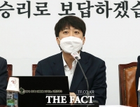  '무기한 당무 거부' 이준석, '깜짝' 부산 방문해 만난 사람들