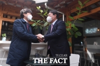  '만나고 싶다'…윤석열·이준석, 울산서 극적 만찬 회동