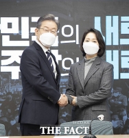  '조국흑서' 진중권·권경애, 조동연 '엄호'…