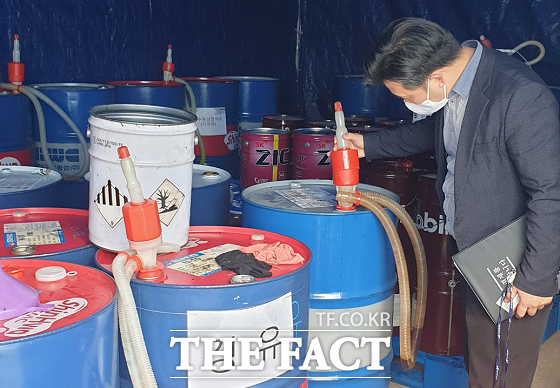 부산소방재난본부 위험물안전계는 지난달 1일~지난 3일 부산 지역 내 무허가 위험물 사용(저장․취급)에 대해 단속한 결과, 8개 업체를 입건했다고 6일 밝혔다. /부산소방재난본부 제공.