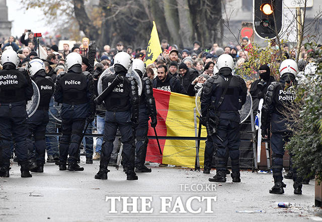 이날 경찰과 시위대의 충돌로 최소 6명의 부상자가 발생한 것으로 알려졌다. /브뤼셸=AP.뉴시스