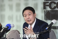 선대위 출범 앞둔 윤석열 '정치는 사람이 아니라 사람들이 하는 것'