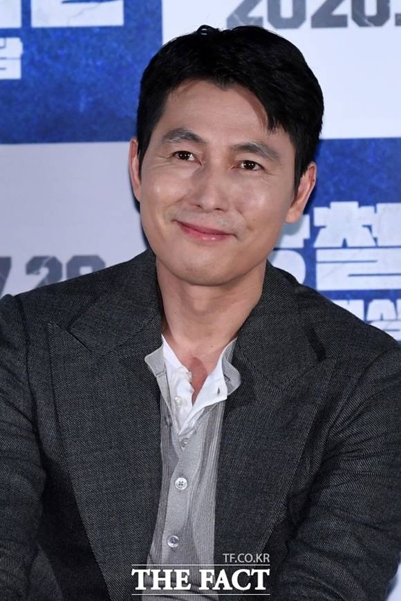 코로나19 확진 판정을 받았던 배우 정우성이 재택 치료를 마치고 격리 해제됐다. /더팩트 DB