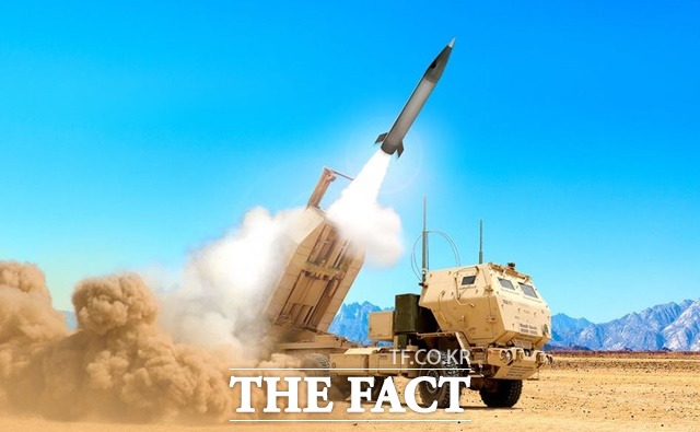 미육군이 내년에 110발을 확보하겠다며 관련 예산을 요구한 정밀타격미사일(PrSM)이 발사되고 있다. /록히드마틴