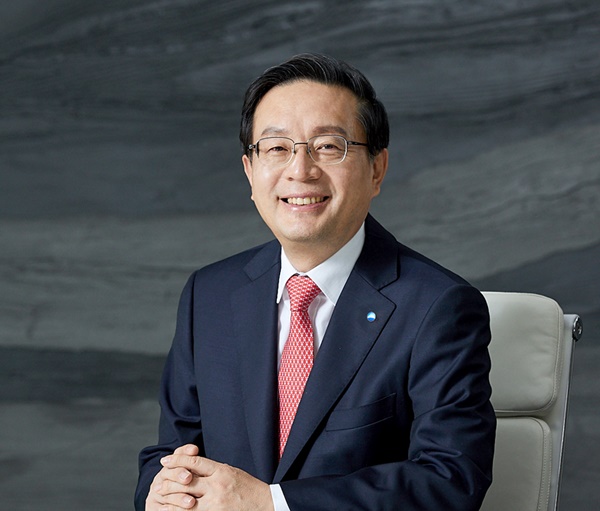 우리금융지주가 사실상 완전 민영화에 성공한 가운데 손태승 우리금융그룹 회장이 증권사 등 비은행 포트폴리오 확장을 주력할 것으로 보인다. /우리금융그룹 제공