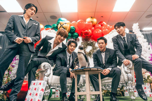 그룹 몬스타엑스가 미국 징글볼 투어 첫 공연을 성공적으로 마쳤다. /스타쉽엔터 제공