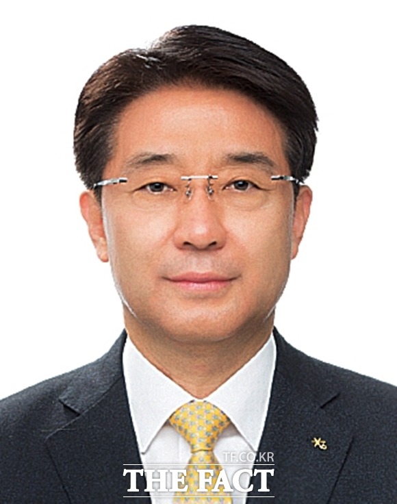 이동철 KB국민카드 대표가 12월 임기 만료 후 지주 부회장으로 승진할 예정이다. /KB금융지주 제공