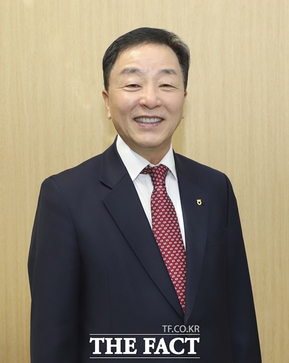 17일 농협금융지주는 임원후보추천위원회를 열고 농협손해보험 신임 대표이사로 최문섭 농협중앙회 상호금융사업지원본부 본부장을 추천했다. /NH농협금융지주 제공