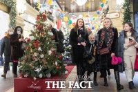  '러시아 성탄절은 1월 7일'…붉은 광장엔 크리스마스 마켓 [TF사진관]