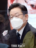  '이재명 장남 타짜냐' 증여세 탈루 의혹…민주 '문제없어'