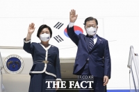  靑 박수현 '호주 방문 직후 '코로나 보고서' 살핀 文대통령, 입술 붓고 터져'