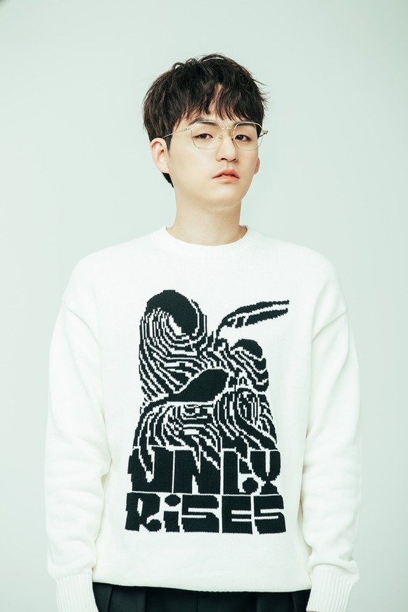 하이브로 드러머 슬로우 폴이 오는 24일 솔로곡 너를 사랑해도 될까를 공개한다. /에이티원엔터 제공