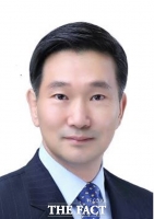  농협금융지주, 신임 사외이사에 송인창 전 기재부 국제경제관리관 추천