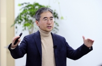  '무엇이든 물어보세요' 장덕현 삼성전기 사장, 임직원과 채팅 소통 