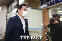  이준석, '성접대 의혹 제기' 강용석·김세의 고소