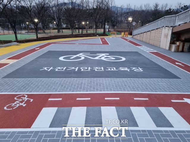 학운광장에 조성된 자전거 안전교육장./ 안양시 제공