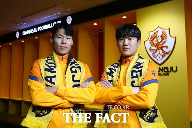 광주FC는 6일 광주 U-18 금호고 출신 김진영(FW·21·선문대)과 정호연(MF·21·단국대)을 콜업했다./광주FC 제공