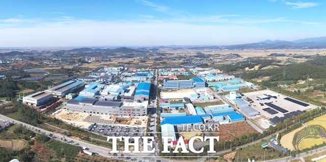 정읍시 관계자는 “통근버스 활성화를 통해 산업 · 농공단지의 열악한 교통 접근성을 개선하겠다”며 “앞으로도 지역 내 기업과 근로자들의 정주 여건 개선을 위해 더욱 노력하겠다”고 말했다. / 정읍시 제공