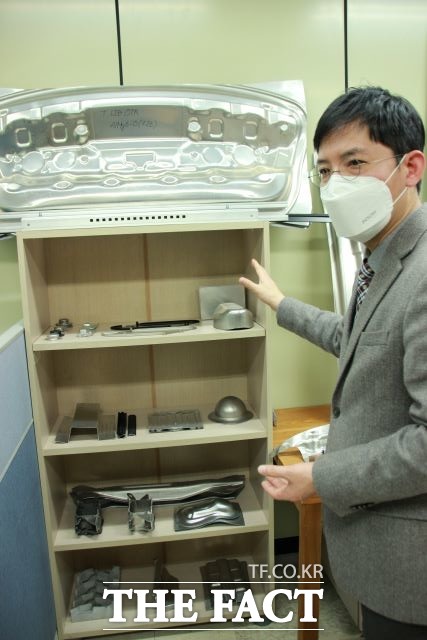 자동차 부품으로 만든 에코 알막./ 인천= 김경호 기자