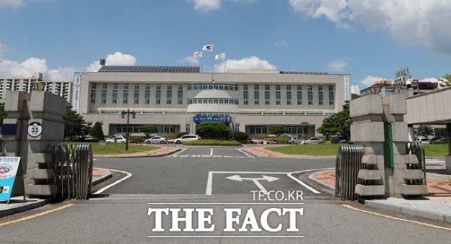 광양시는 올해 730억 규모의 광양사랑상품권 발행, 지역경제 활성화에 대한 기대가 높은 가운데 1천억 원 규모의 광양사랑상품권 발행을 눈앞에 두고 있다. /더팩트DB